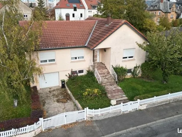 Pavillon 7 pièces 163 m²