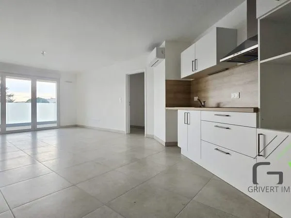 Appartement 4 pièces avec terrase - Nimes (Capouchiné) - Const