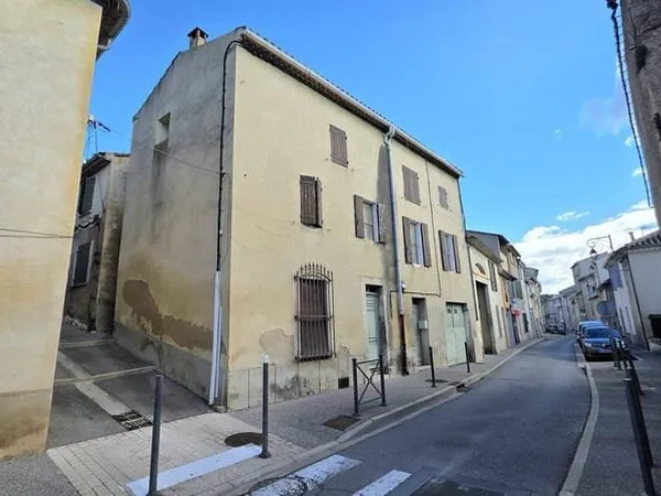 Immeuble 104 m²
