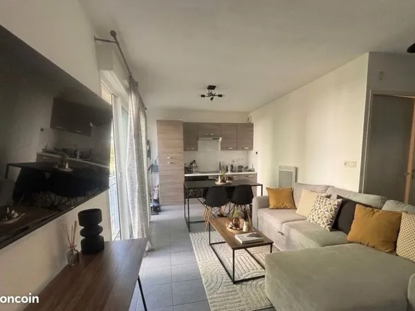 Vente bel appart t2- 115 route uzes nimes