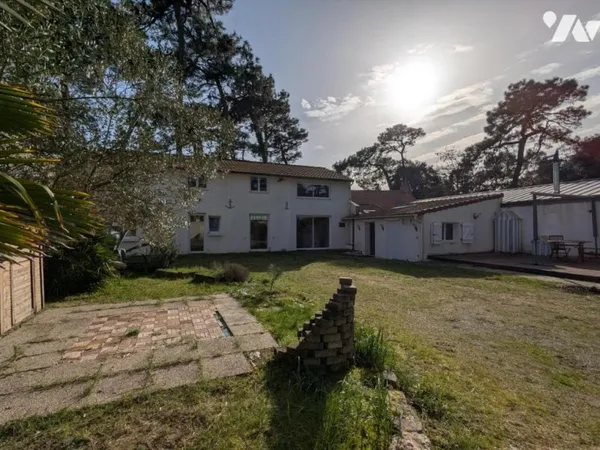 Maison 8 pièces 128 m²
