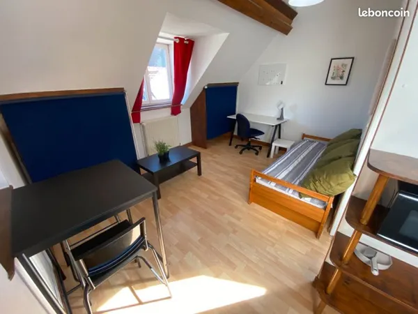🎯 Charmant Studio meublé - "Charges inclues" centre ville - Tramway 200m - FIBRE