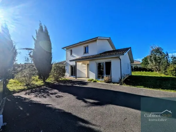 Maison 6 pièces 140 m²