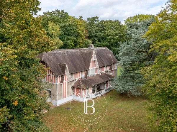 Chantilly - Villa - Parc boisé en lisière de forêt