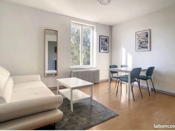 Bel appartement T2 meublé