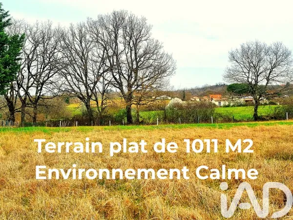 Terrain 1011 m²