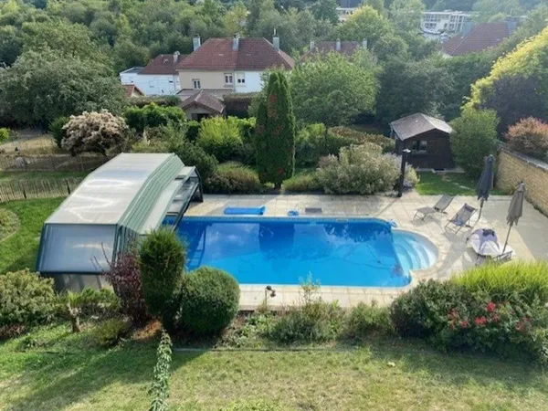Maison 15 pièces 500 m²