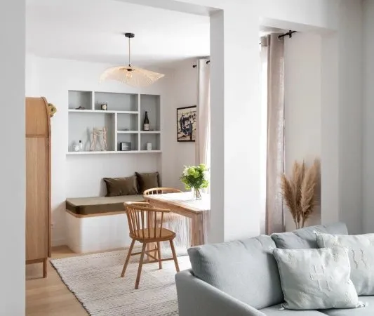 EXCLUSIVITE - MARTYRS/MILTON - UNE OU DEUX CHAMBRES - RENOVE PAR ARCHITECTE