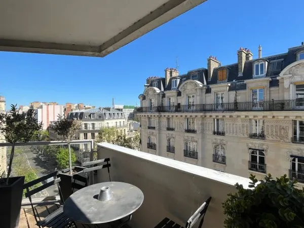 Appartement Paris 2 pièce(s) 61 m2