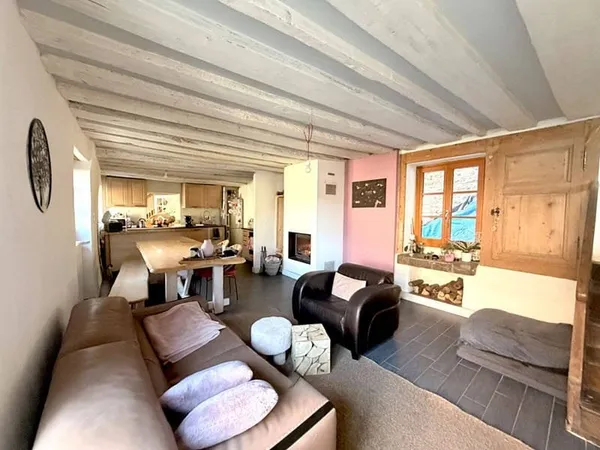 Maison 8 pièces 170 m²