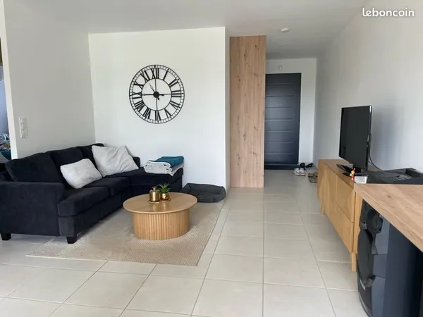 Maison de 100m2 meublée centre bourg RIEUX