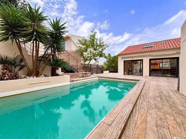Maison 5 pièces 170 m²