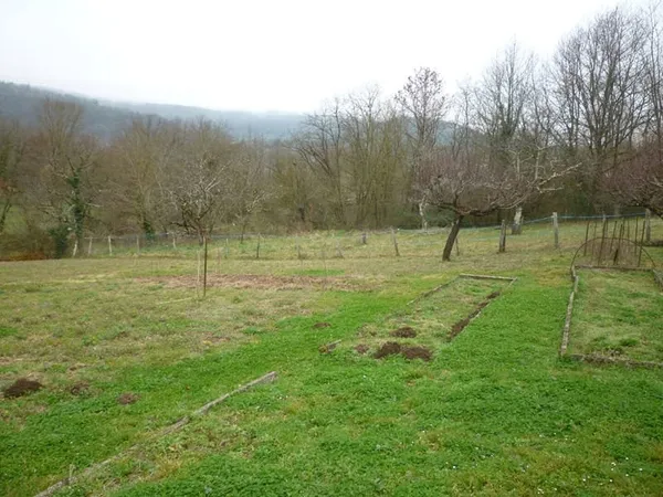 Terrain constructible de 2.800m2 à Capdenac Gare