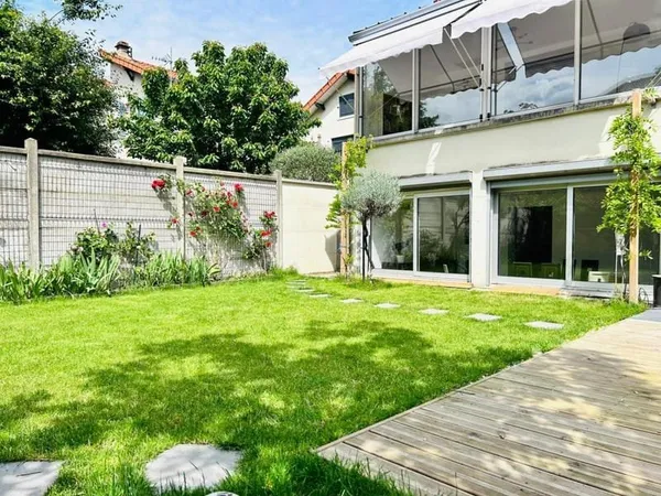 Maison familiale 6 pièces - 141 m² - Petit Robinson