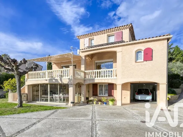 Maison 6 pièces 168 m²