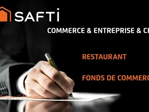 Fonds de bar brasserie face mer