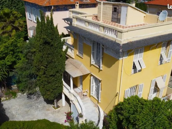 Villa 6 pièces 188 m²