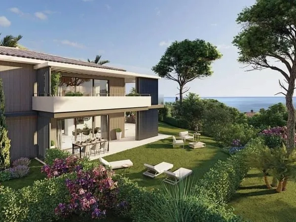 Le prestigieux projet immobilier neuf "Civiù", situé à Sainte-Maxime, bénéficie d'une belle vue sur