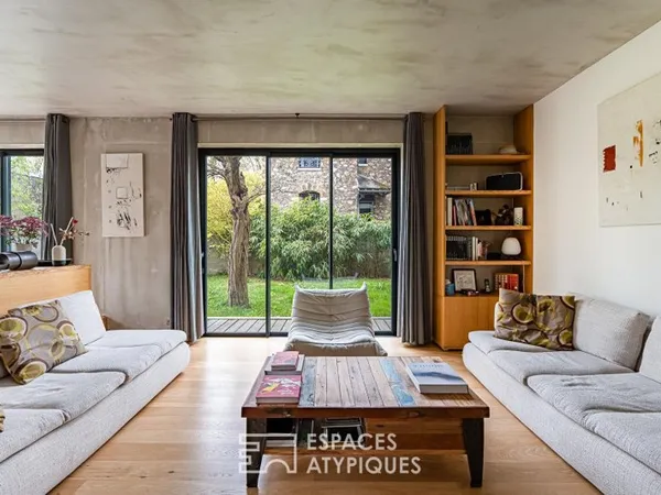 Maison d'architecte contemporaine à l'esprit loft avec jardin