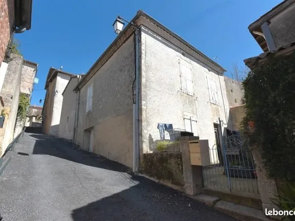 MAISON DE VILLAGE À RÉNOVER AU COEUR DE PUYLAURENS