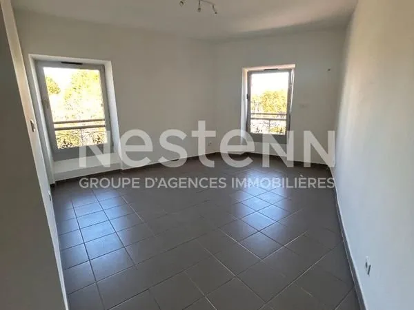 Local 44 m² GARDANNE