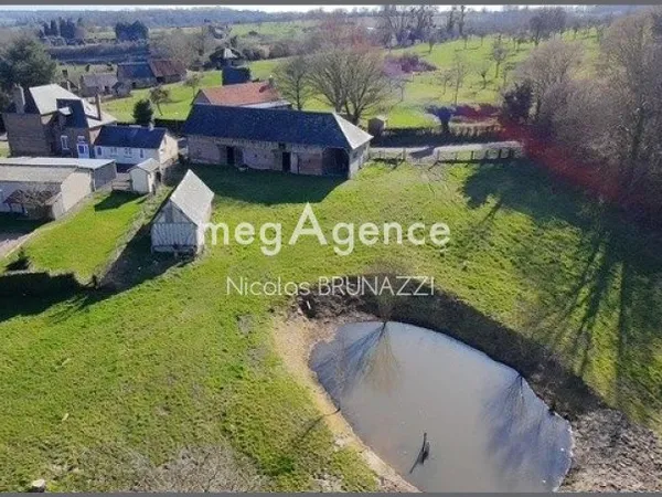 À vendre - Bâtiment à réhabiliter à Fresnay-le-Samson