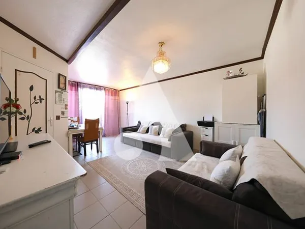 Appartement 3 pièces avec terrasse