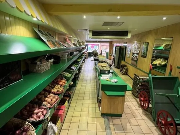 Vente Murs commerciaux 300 m²
