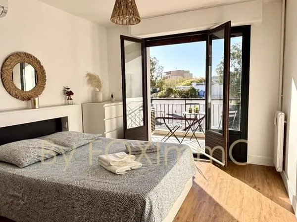 EXCLUSIVITÉ ! JUAN LES PINS CENTRE/PLAGE 2 Pièce RÉNOVÉE -
