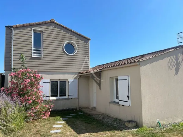 Angles - maison 5 pièces avec piscine