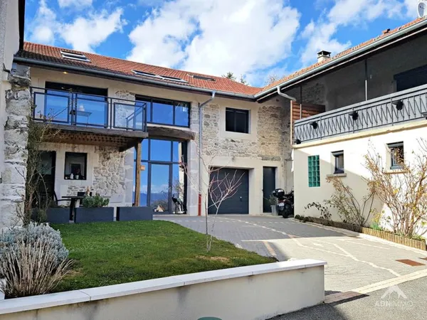 Maison de luxe 8 pièces 240 m²