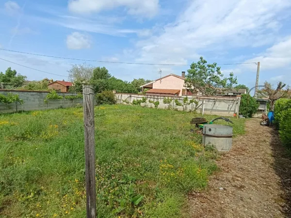 Terrain constructible 568 m²