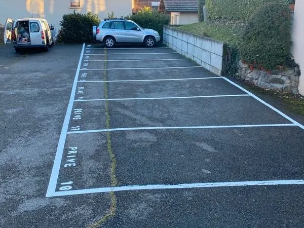 Parkings Idéal /camionnette/remorque/van