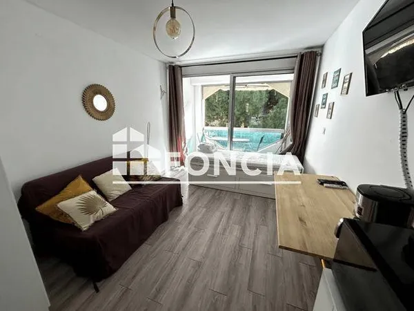 Studio 1 pièce 20 m²