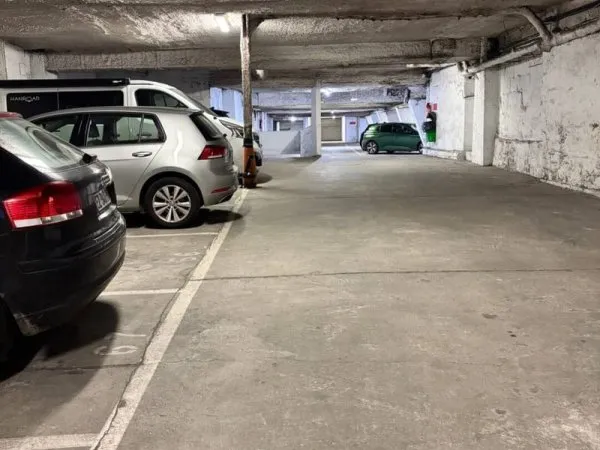 Stationnement Vente Bordeaux   30000€