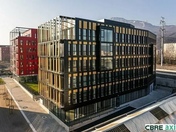 Bureaux 3010 m²