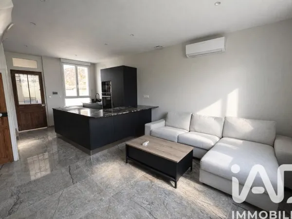 Maison 2 pièces 53 m²