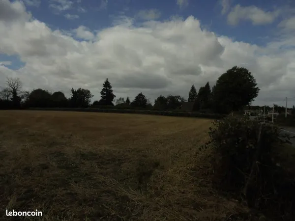 Vends terrain constructible