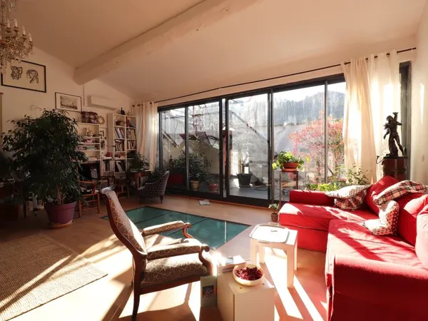Vends loft 305m² espaces atypiques - appartement, salle d'exposition, atelier