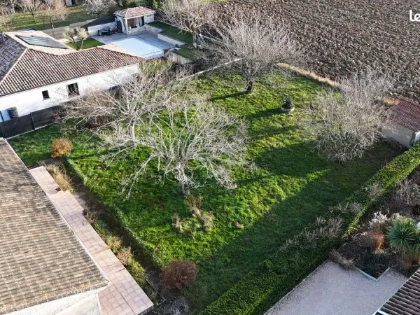 Terrain à bâtir proche leclerc Rouffiac