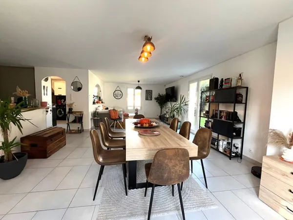 Maison à l'abris des regards