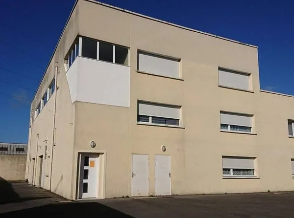 Immeuble mixte 796 m²
