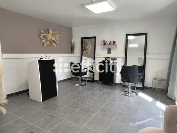Bureau et espace de travail Vente Faverges-Seythenex  45m² 140000€