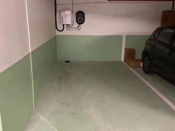 Place stationnement - parking sous terrain - électrique