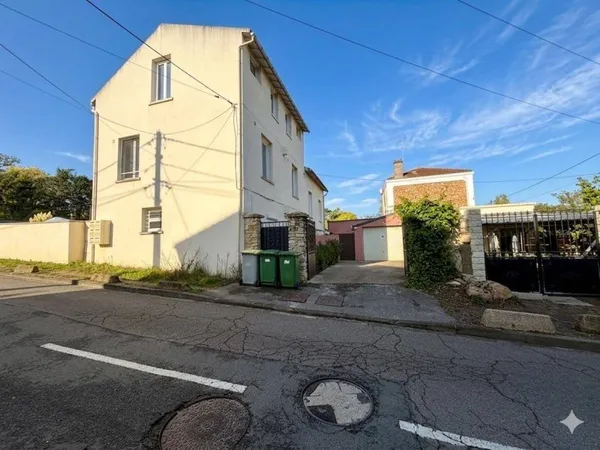 Immeuble 175 m²