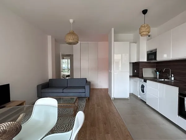 Appartement Location Saint-Ouen-sur-Seine 4p 80m² 2250€