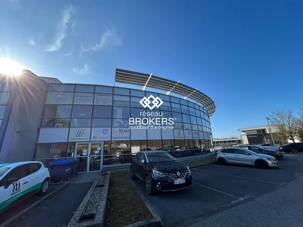 Bureaux 232 m²