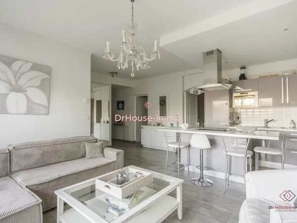 APPARTEMENT DE 71 M2 FACE MARNE