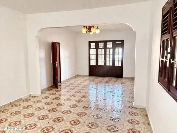 Loue bas de villa
