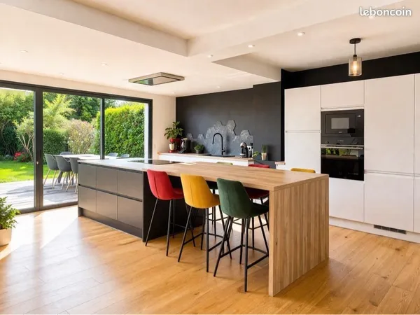Maison 4 pièces rénovée - 3 chambres - jardin - garage - combles aménageables